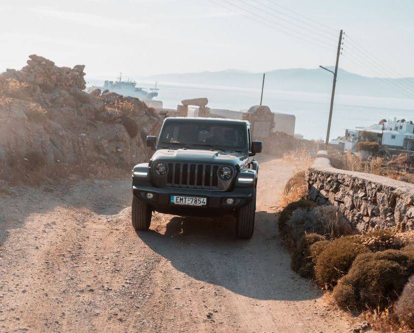 Convertible Island Tour